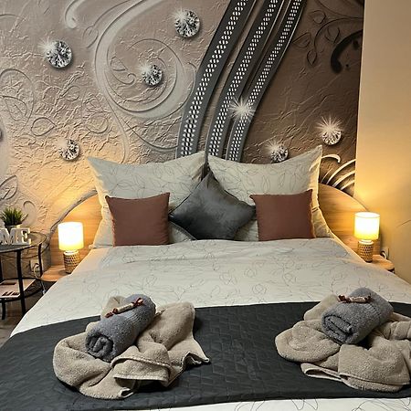 Oreo Apartman Έγκερ Εξωτερικό φωτογραφία
