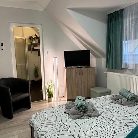 Oreo Apartman Έγκερ Εξωτερικό φωτογραφία
