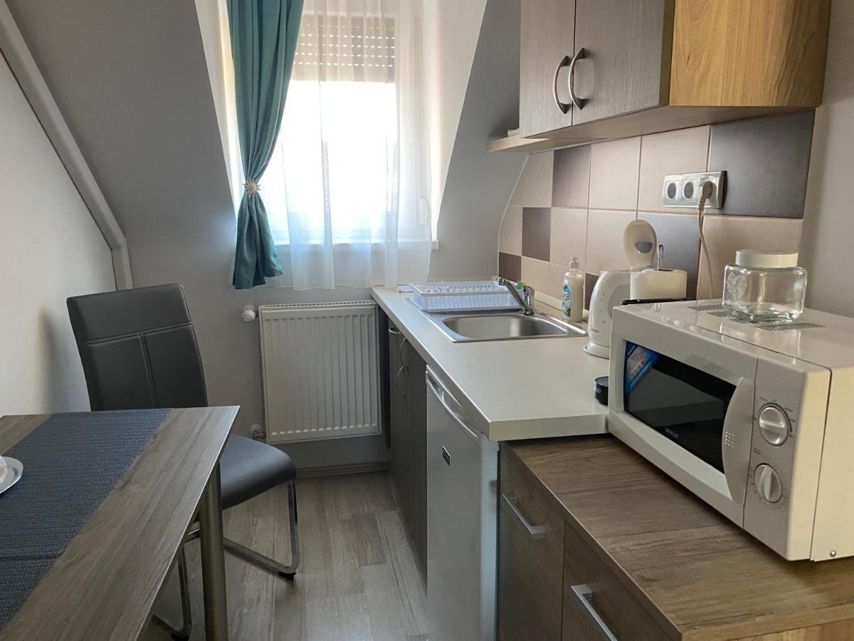 Oreo Apartman Έγκερ Εξωτερικό φωτογραφία